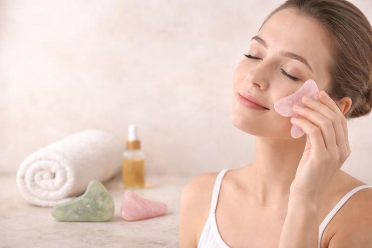 Как делать массаж гуаша для лица