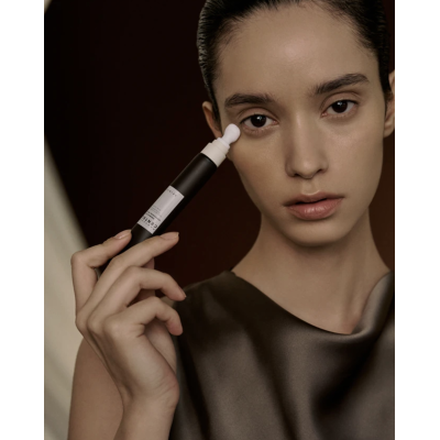 Антивіковий крем з бакучіолом для шкіри навколо очей SKIN1004 Madagascar Centella Probio-Cica Bakuchiol Eye Cream 20 ml