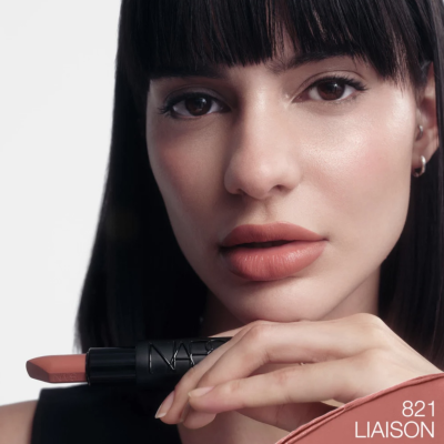 Помада для губ з атласним фінішем Nars Explicit Lipstick (Liaison 821) 3.8 g