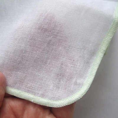 Кремовий очищуючий засіб для обличчя + 2 рушники в подарунок Liz Earle Clense&Polish Pure Cotton Cloth 30 ml Mini