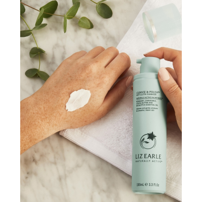 Кремовий очищуючий засіб для обличчя + 2 рушники в подарунок Liz Earle Clense&Polish Pure Cotton Cloth 30 ml Mini