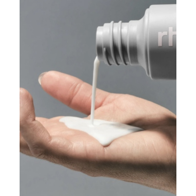 Увлажняющая молочная эссенция для лица Rhode Glazing Milk Ceramide Facial Essence 20 ml Mini