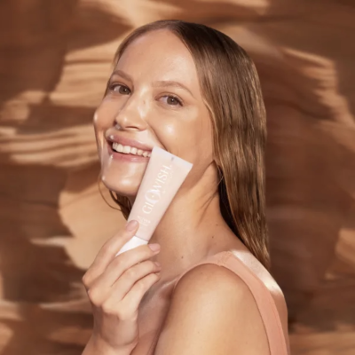 Сияющий тональный крем с увлажняющим эффектом Huda Beauty MultiDew Skin Tint (1.5 Fair Cool) 40 ml