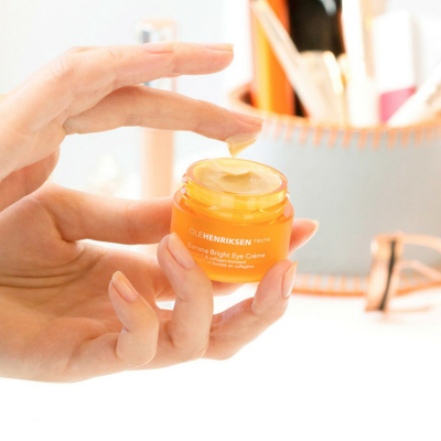 Крем для кожи вокруг глаз с витамином Olehenriksen Banana Bright Eye Creme 15 ml