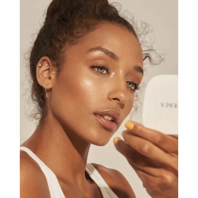 Бронзер з матовим фінішем Vesca Kissed By Soft-Matte Bronzing Powder (Kissed by Diani) 10 g