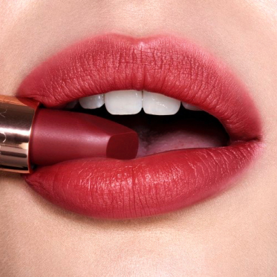 Помада Charlotte Tilbury Matte Revolution (Walk Of No Shame) 3.5 g