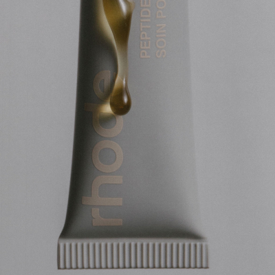 Пептидний прозорий блиск для губ Rhode Peptide Lip Treatment by Hailey Bieber (Salted Caramel) 10 ml