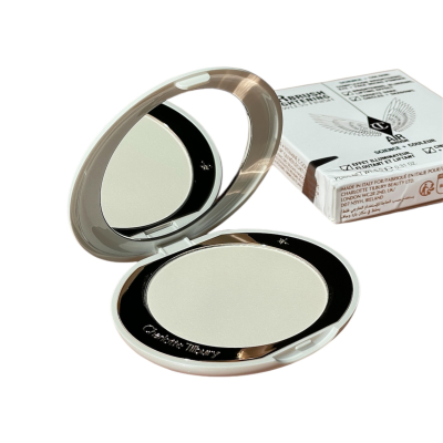 Осветляющая фиксирующая пудра Charlotte Tilbury Airbrush Brightening Flawless Finish (Fair/Medium) 9 g (Уценка) 