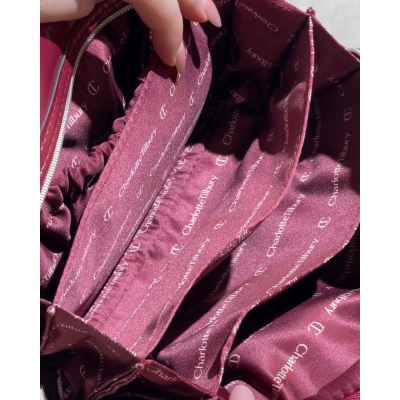 Косметичка Charlotte Tilbury