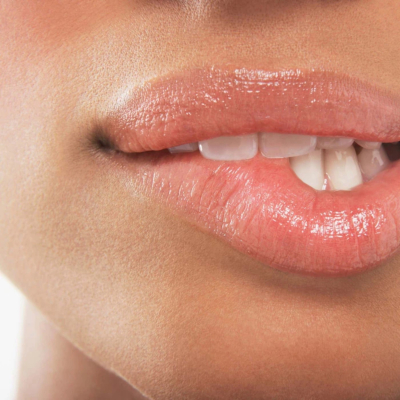 Шелковистое оттеночное масло для губ Saint Jane Beauty Luxury Lip Shine – Longwear Hydration Lip Oil with Vitamin C (Bliss) 4.5 ml