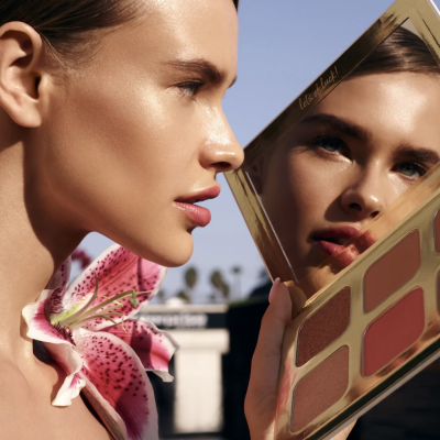 Контурная палетка True + Luscious Lucky Glow Palette 22.8 g