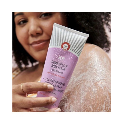 Скраб для тела First Aid Beauty KP Bump Eraser Body Scrub with 10% AHA 226 g