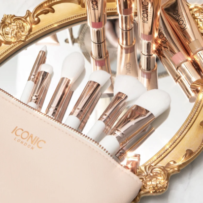 Набор кистей в косметичке Iconic London Glow Brush Set