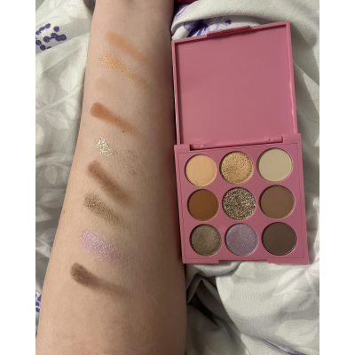 Палетка теней Lucky Chick Daydream Eyeshadow Palette 6 g