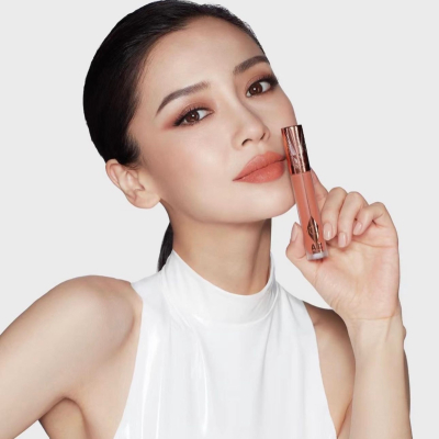 Жидкая помада для губ Charlotte Tilbury Airbrush Flawless Matte Lip Blur (Honey Blur) 6.8 ml