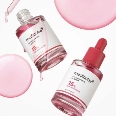 Освітлювальна сироватка з транексамовою кислотою і ніацинамідом Medicube TXA Niacinamide 15% Serum 30 ml