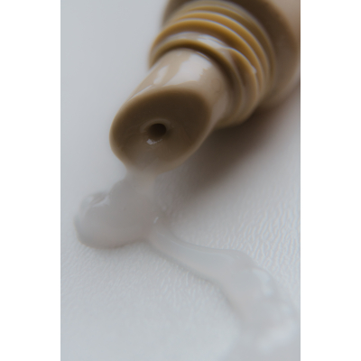 Блиск-ліппер для губ Lipss Ceramides & Peptides Lipper Salted Caramel (прозорий) 8 ml