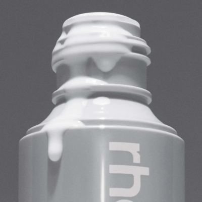 Увлажняющая молочная эссенция для лица Rhode Glazing Milk Ceramide Facial Essence 65 ml Travel Size