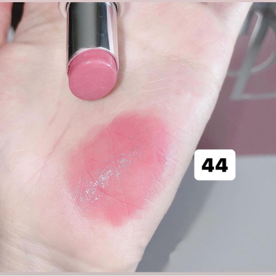 Зволожуюча глянсова помада Yves Saint Laurent Loveshine High-Shine Caring Lipstick (44 Nude) 3.2 g