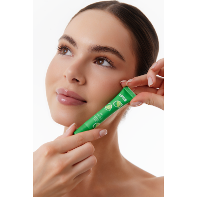Блиск-ліппер для губ Lipss Ceramides & Peptides Lipper Lime Summer (прозорий із срібно-зеленими блискітками) 10 ml