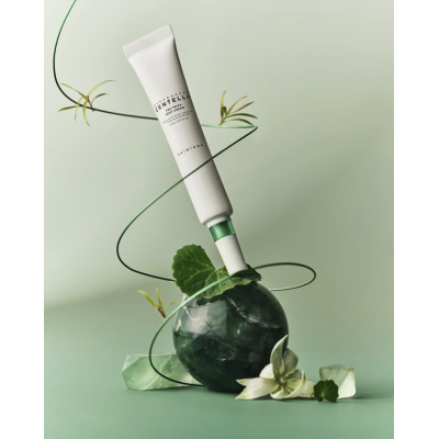 Успокаивающий крем от акне для точечного применения SKIN1004 Madagascar Centella Tea-Trica Spot Cream 20 ml