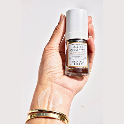 Крем для кожи вокруг глаз Sunday Riley Autocorrect Brightening and Depuffing Eye Contour Cream 15 ml