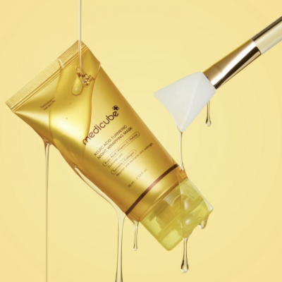 Нічна маска-плівка для обличчя Medicube Kojic Acid Turmeric Night Wrapping Mask 75 ml