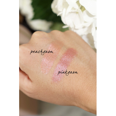 Кремовые румяна (Peachgasm) Charlotte Tilbury Glowgasm Beauty Light Wands 12 ml (Уценка) 