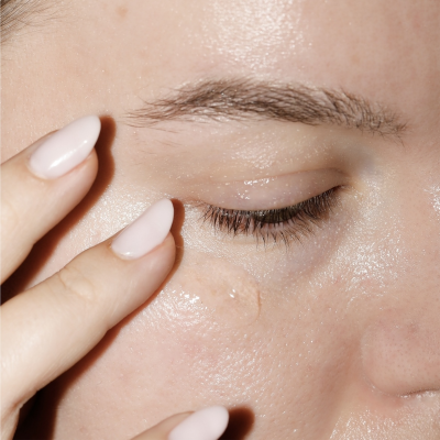 Освітлюючий гель для шкіри навколо очей Votary Super Bright Eye Gel with Green Tea and Peptides 15 ml