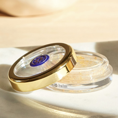 Интенсивно увлажняющий бальзам для губ с частицами золота Tatcha Camellia Gold Spun Lip Balm 6 g