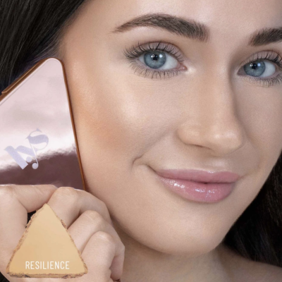 Фиксирующая пудра без талька LYS Beauty Triple Fix Translucent Setting Powder (Resilience) 6.5 g (из набора, без уп.)