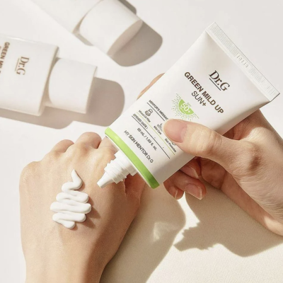 Зволожуючий сонцезахисний крем для обличчя Dr.G Green Mild Up Sun SPF50 (50 ml)