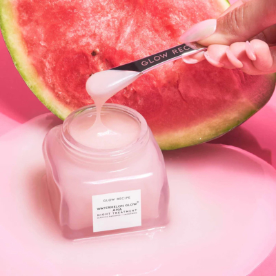 Мощное ночное восстанавливающее средство с AHA и гиалуроновой кислотой Glow Recipe Watermelon Glow AHA Night Treatment 60 ml